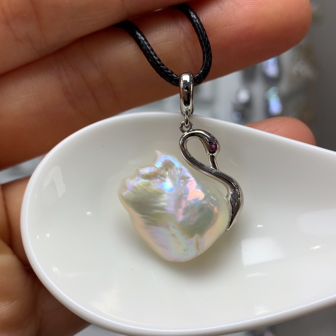 颈饰未镶嵌淡水珍珠