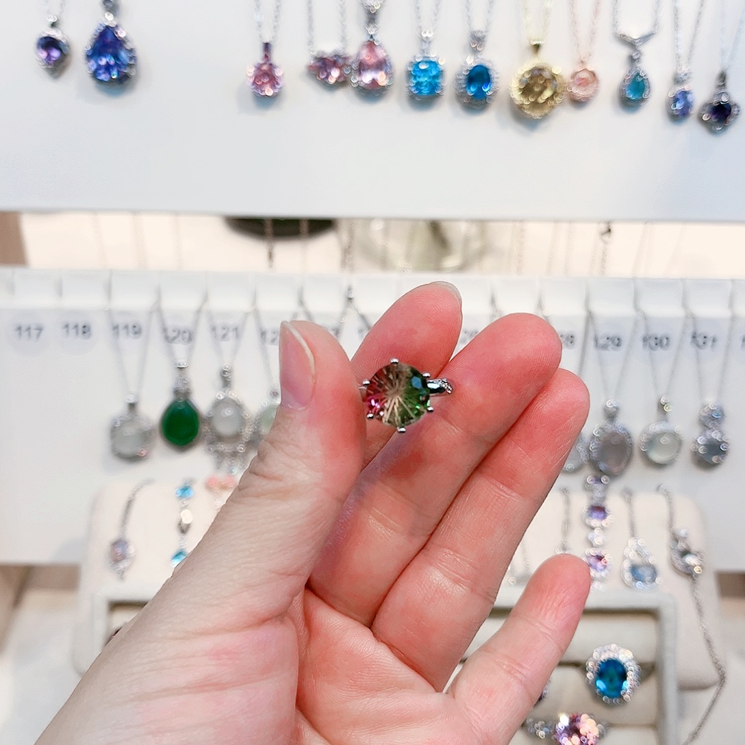 痴****戒指银S925镶嵌碧玺