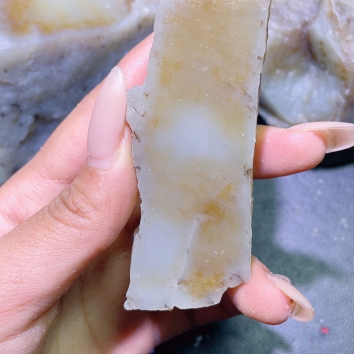 和田玉未镶嵌珠宝半成品