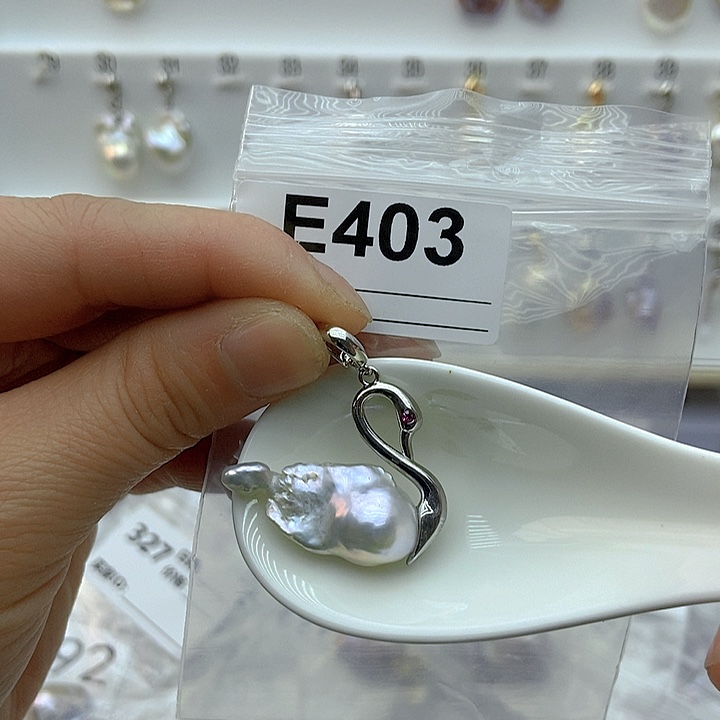 淡水珍珠颈饰未镶嵌