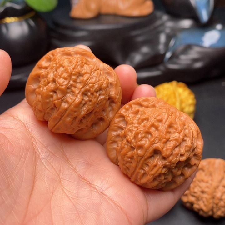 把件文玩核桃血麒麟40尺