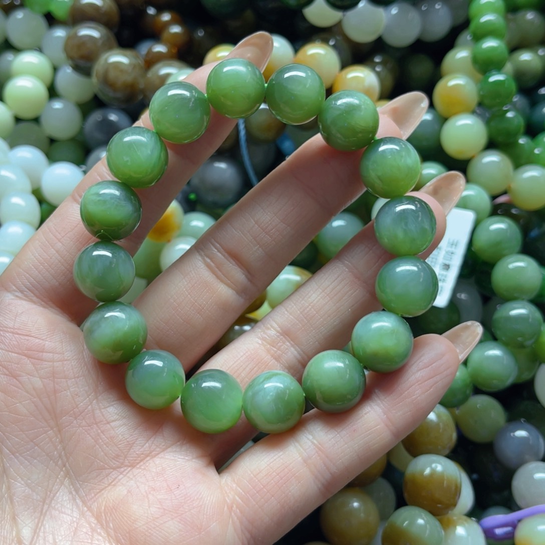 和田玉手串未镶嵌