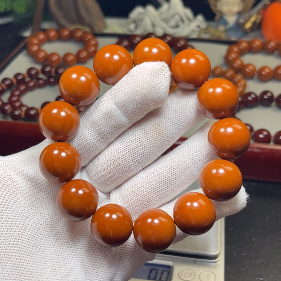 右***爱橄榄核吊坠1.8+树王全品铁核 小孔 微瑕