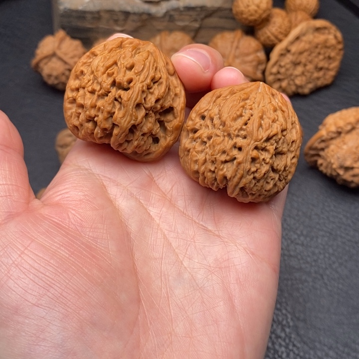 桃核把件全品37南疆