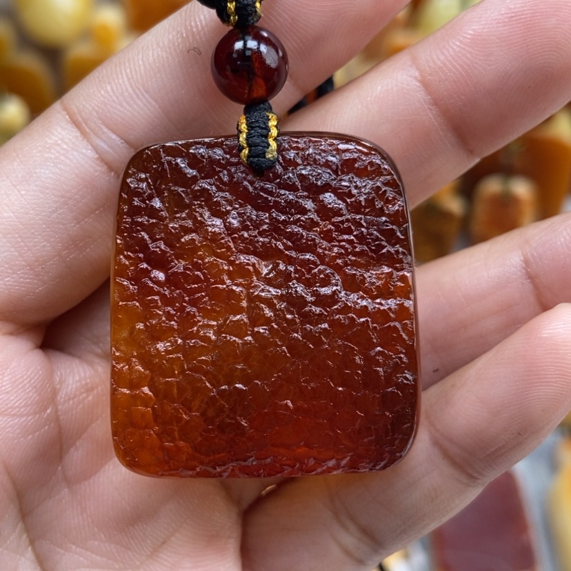 【闪购商品】琥珀颈饰未镶嵌