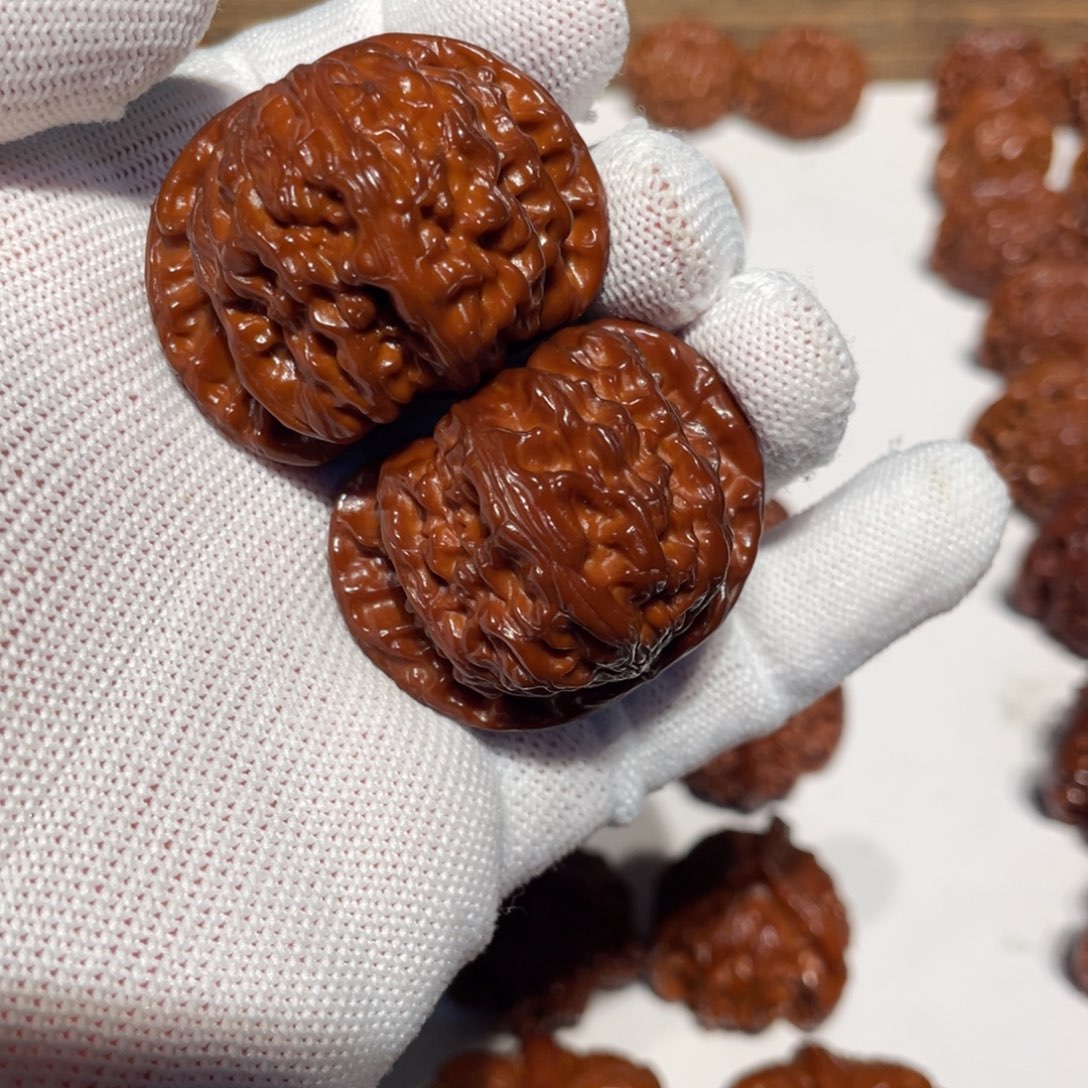 大***子吊坠文玩核桃闷白588.08. WY#00#