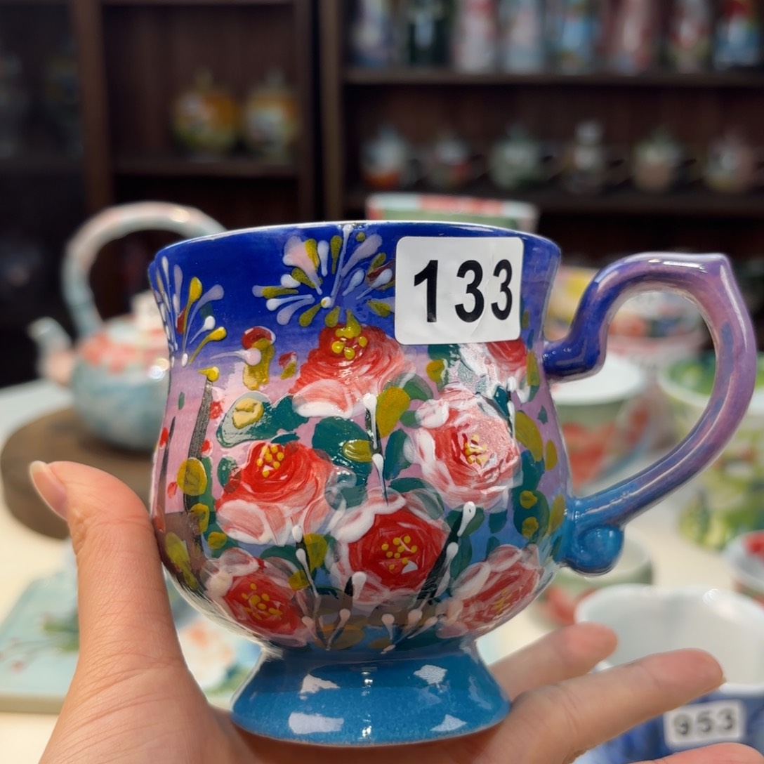 瓷片兔兔好可爱呀