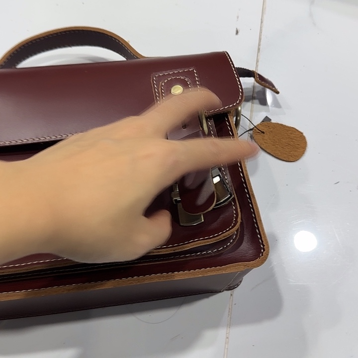 小牛皮（革）牛皮（革）头层牛皮001