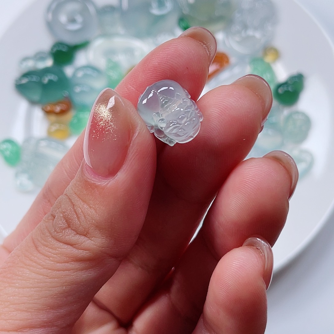 翡翠裸石纯天然A货缅甸翡翠