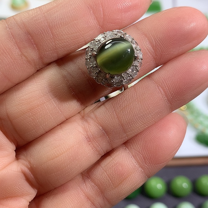 未镶嵌戒指和田玉