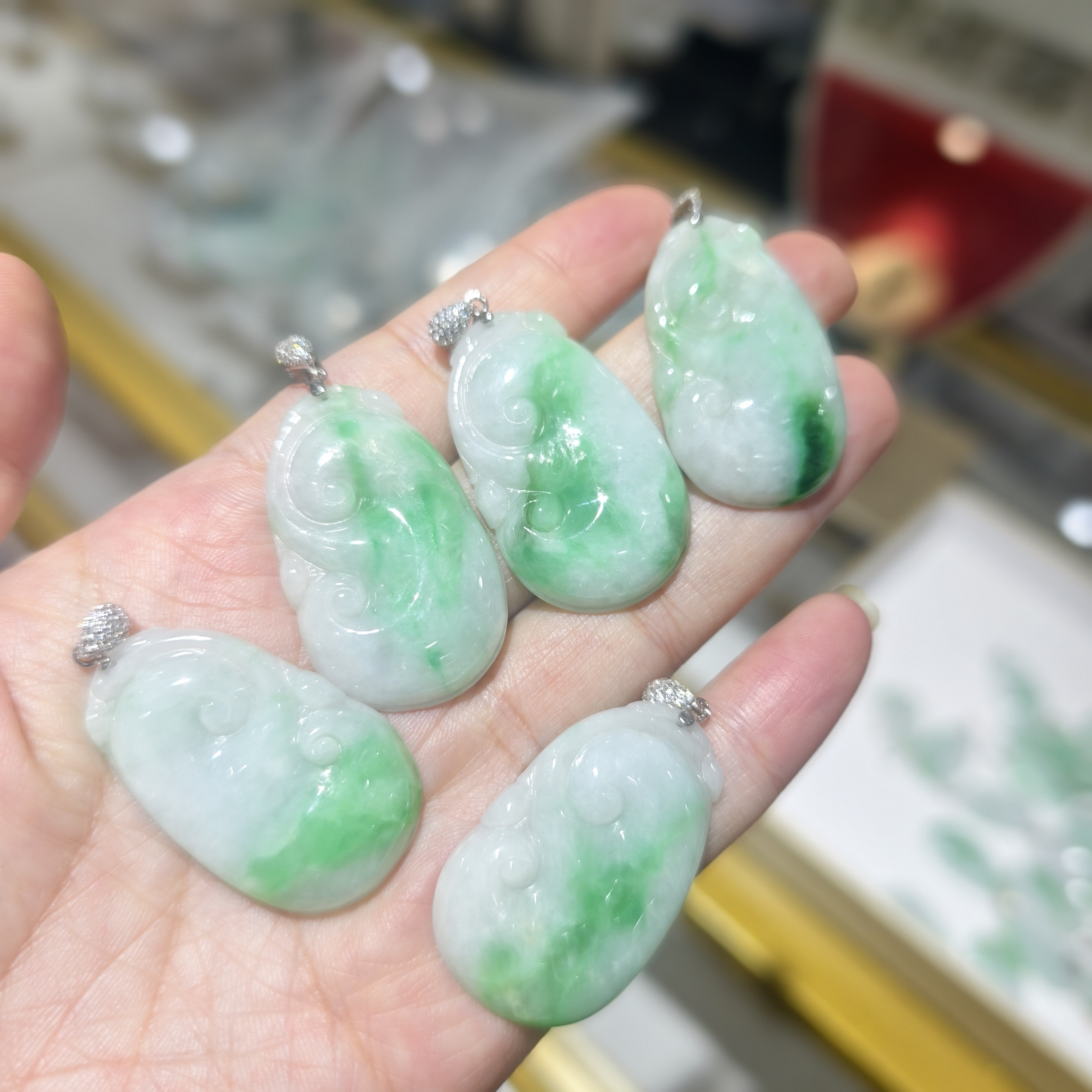 A8天然缅甸翡翠A货如意S925银镶吊坠（多样性发其一）