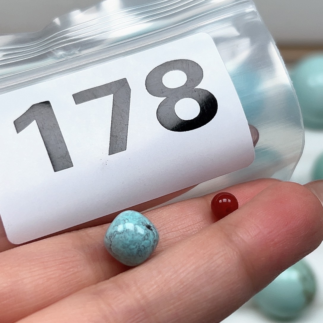 南红玛瑙颈饰未镶嵌