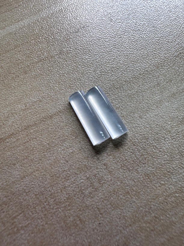 纯天然缅甸A货翡翠（毛货冰条子一对）
