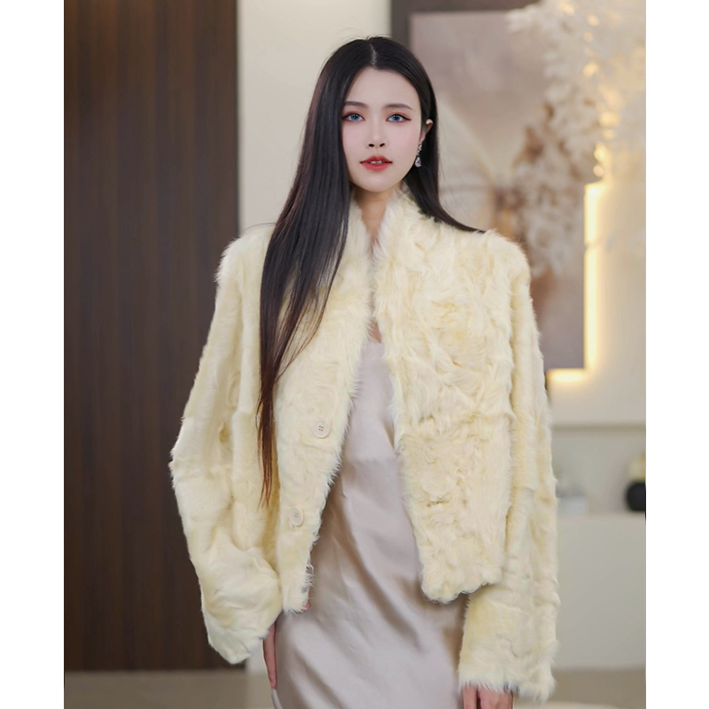 【初生的桑叶】双面穿小湖羊皮毛一体高货限定色皮草外套女  YL2503
