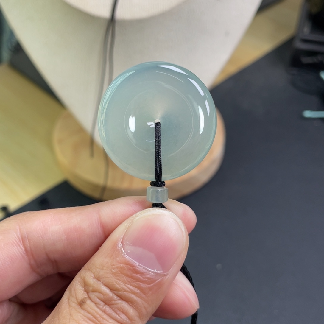 翡翠未镶嵌颈饰31.2-6.1