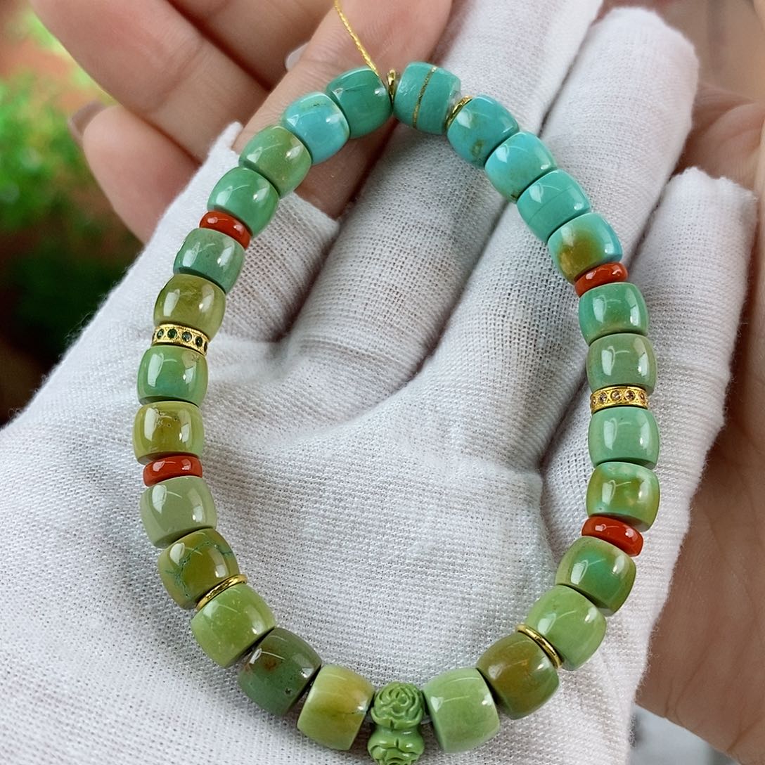 绿松石珠宝奇石18K金镶嵌