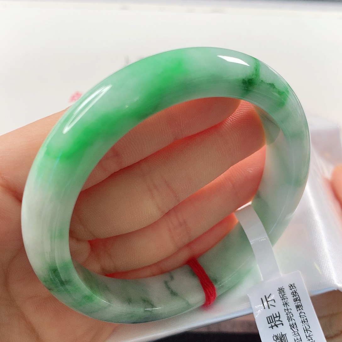 未镶嵌手镯翡翠 正圈 ①①⑧需包容纹