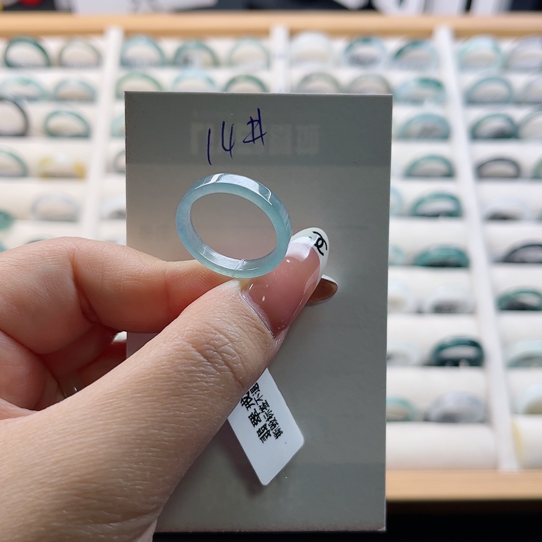 翡翠戒指未镶嵌戒指