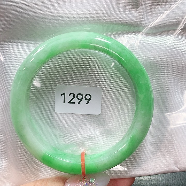 翡翠手镯未镶嵌天然翡翠手镯56