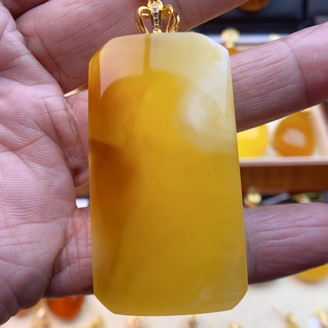 琥珀颈饰银S925镀金镶嵌