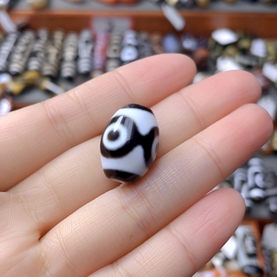 未镶嵌颈饰玛瑙/玉髓