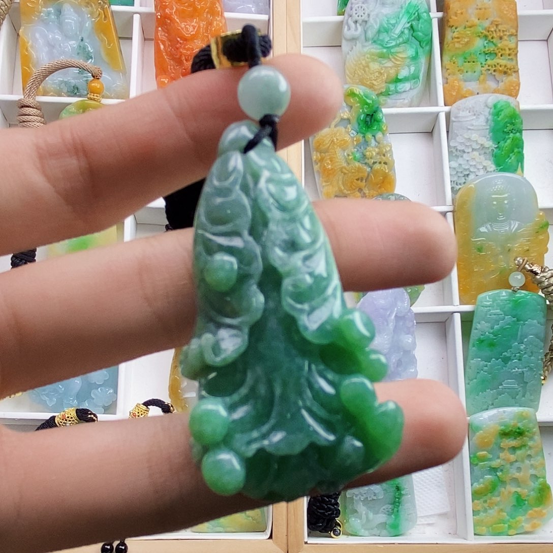 未镶嵌定制翡翠翡翠