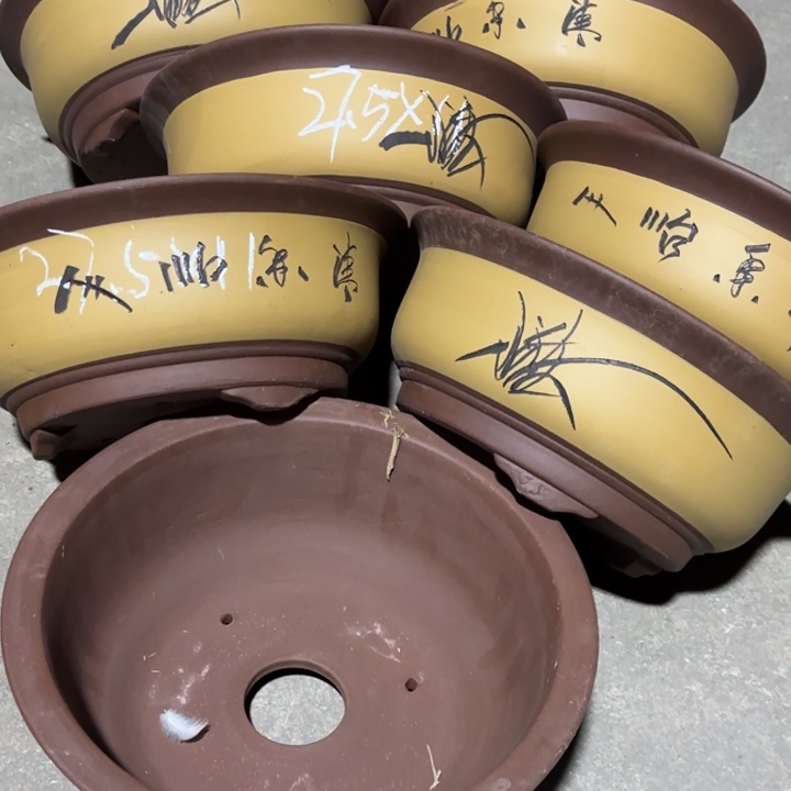 郭***询花盆紫砂100-7。27.5-11。    