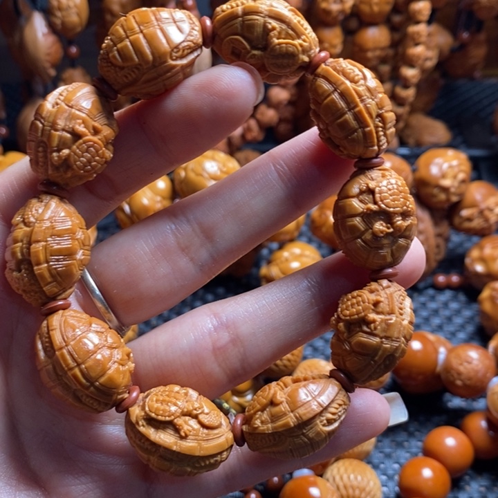 吊坠橄榄核富甲天下