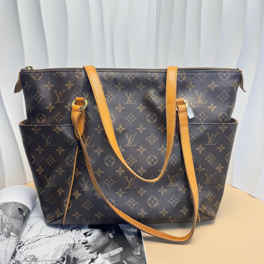 95新 LouisVuitton/路易威登 老花中古托特/6304