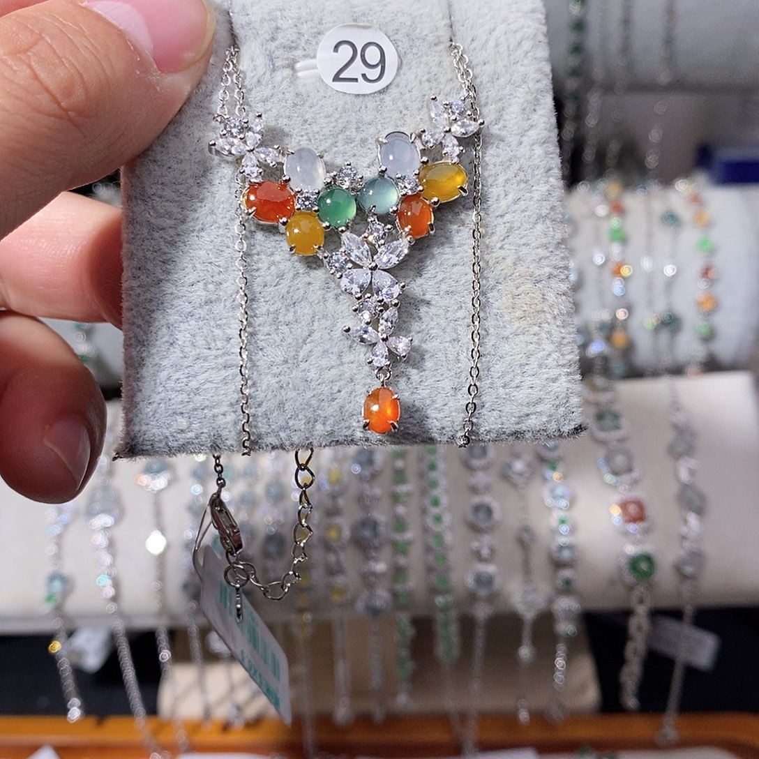 翡翠银S925镶嵌颈饰