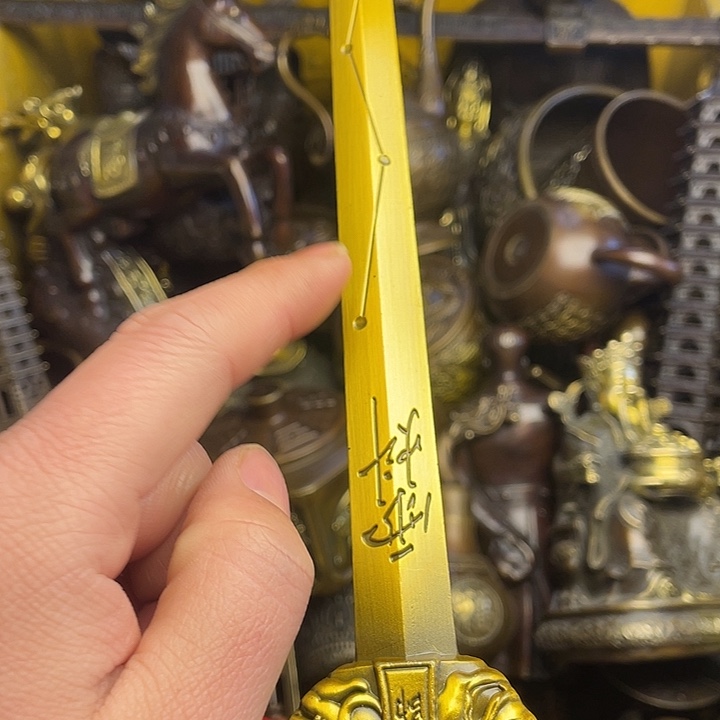 同时摆件诚信经营