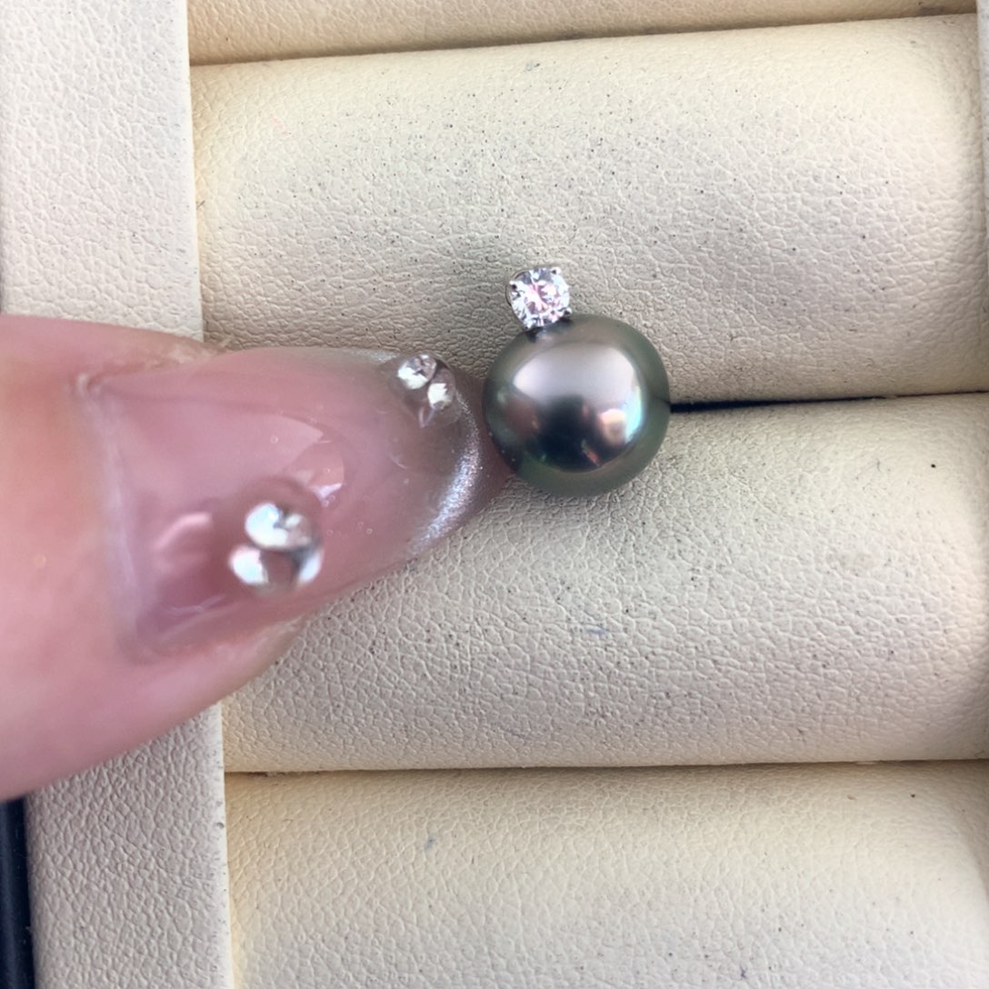 海水珍珠颈饰18K金镶嵌