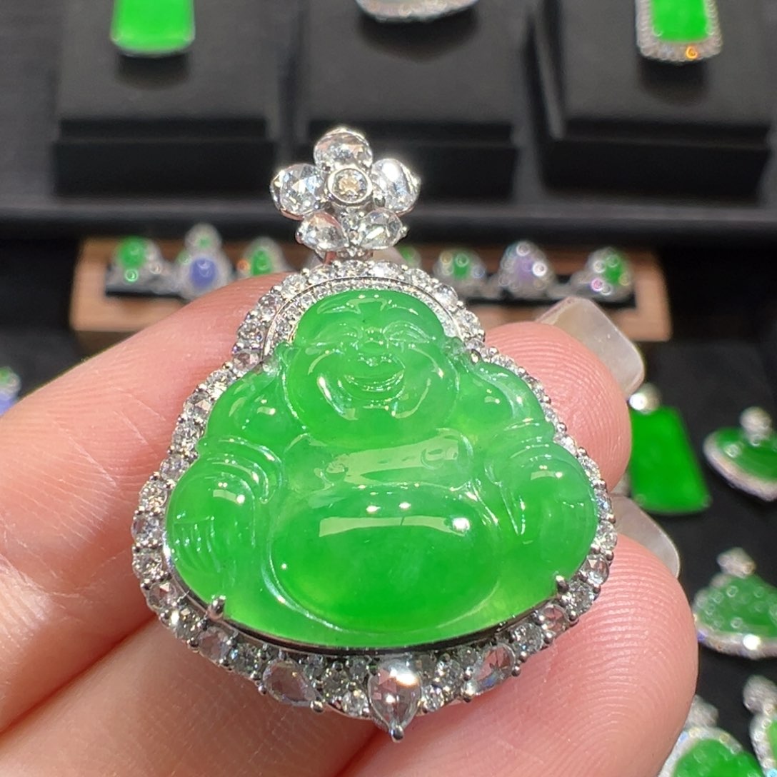 翡翠18K金镶嵌颈饰收到货48小时鉴赏期