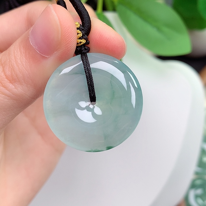 颈饰未镶嵌翡翠平安扣 28.4-5.0mm