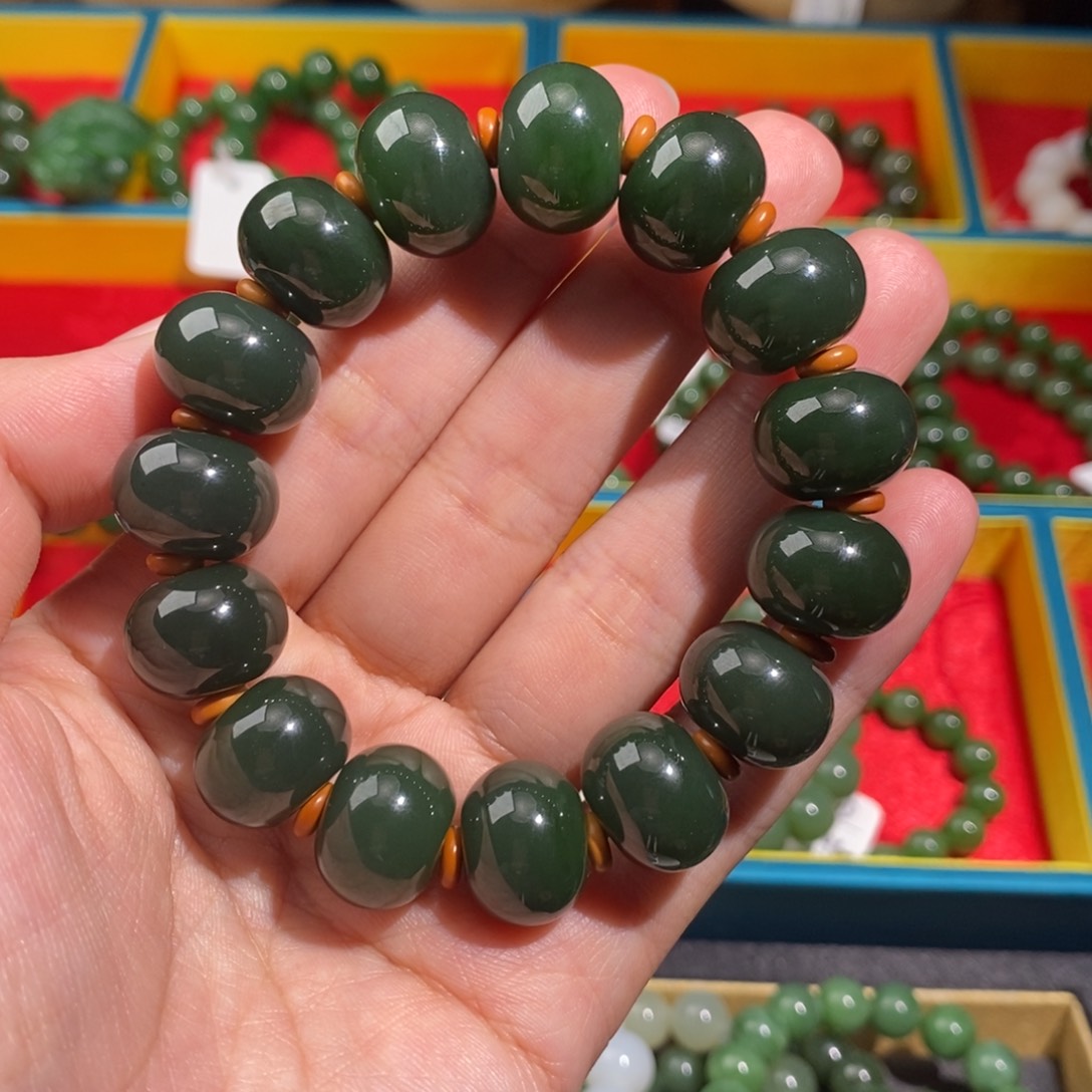 和田玉（碧玉）手链未镶嵌