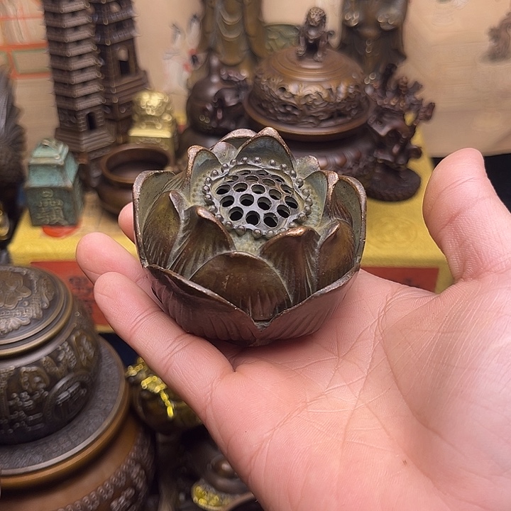 精美铜器点击下单