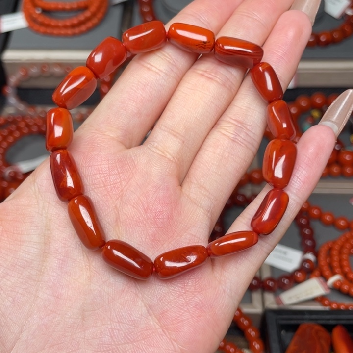 南红玛瑙手链未镶嵌