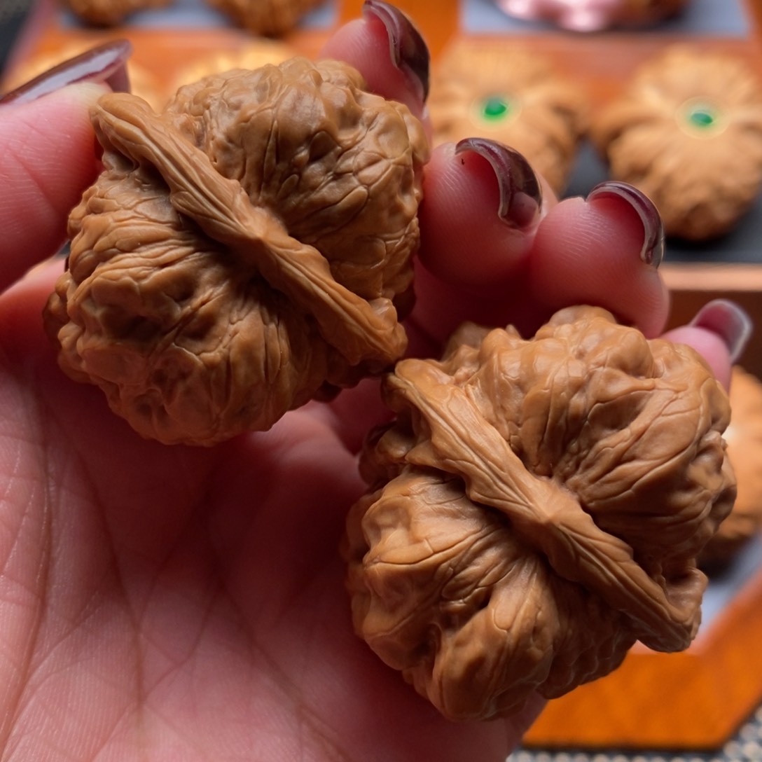 文玩核桃把件38尺寸哇哇