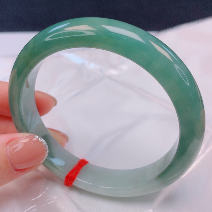 翡翠未镶嵌手镯61圈口