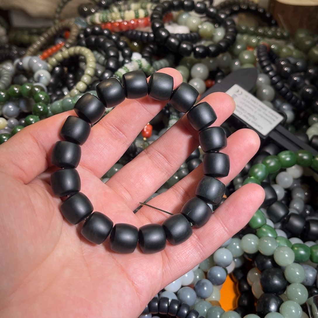 和田玉手链未镶嵌