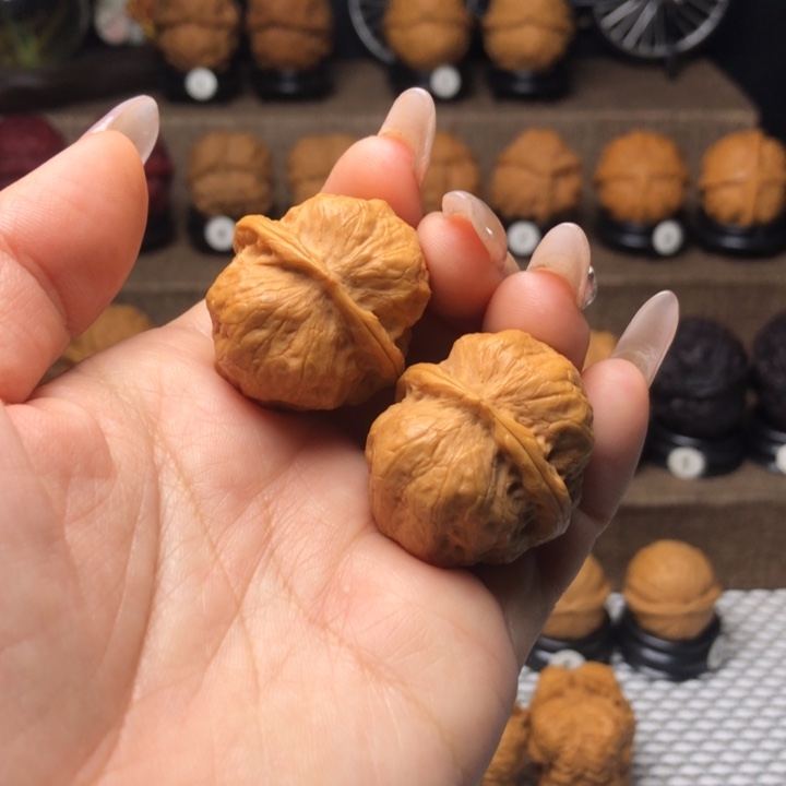 橄榄核吊坠20玉龙金蟾