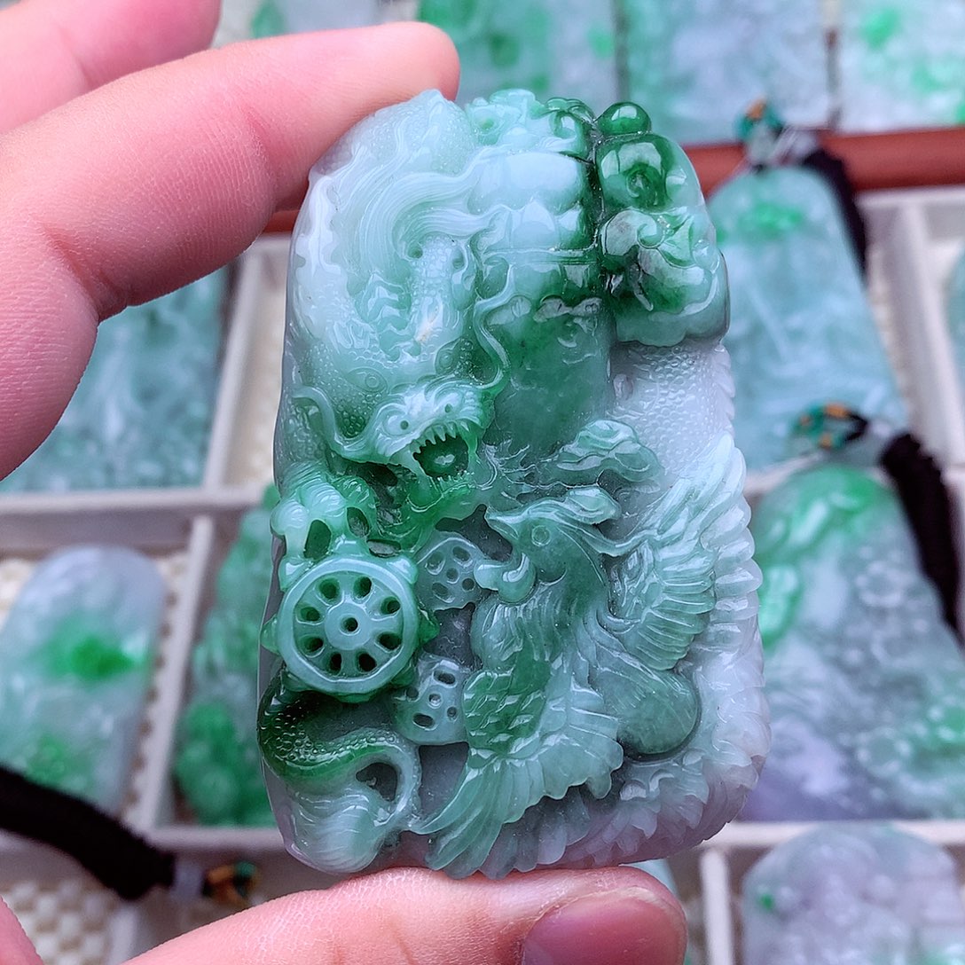 翡翠未镶嵌吊坠(不含链)