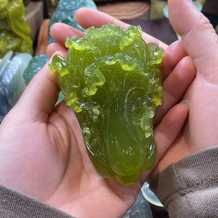 余***好蛇纹石玉未镶嵌手把