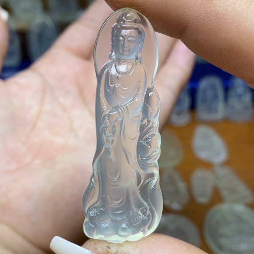 【闪购商品】蛇纹石玉颈饰未镶嵌