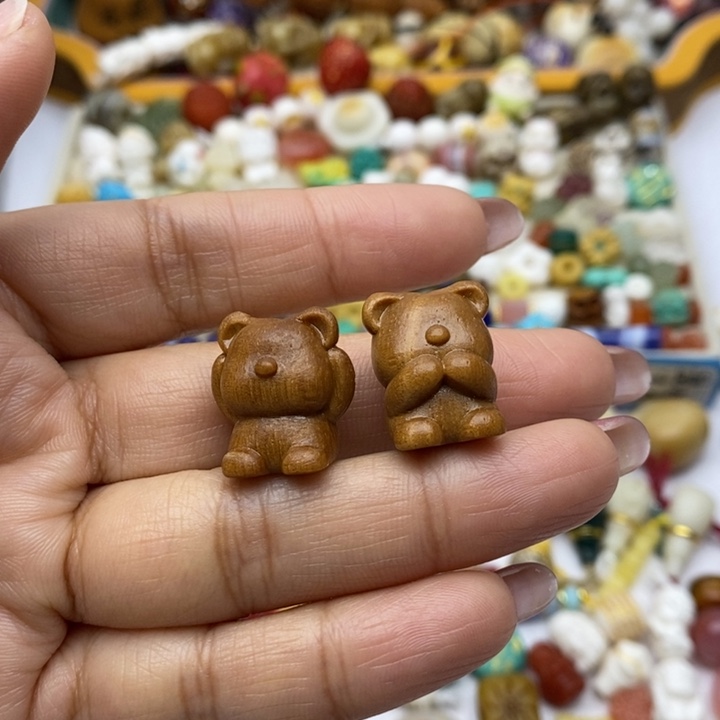 琉璃/树脂/塑料类