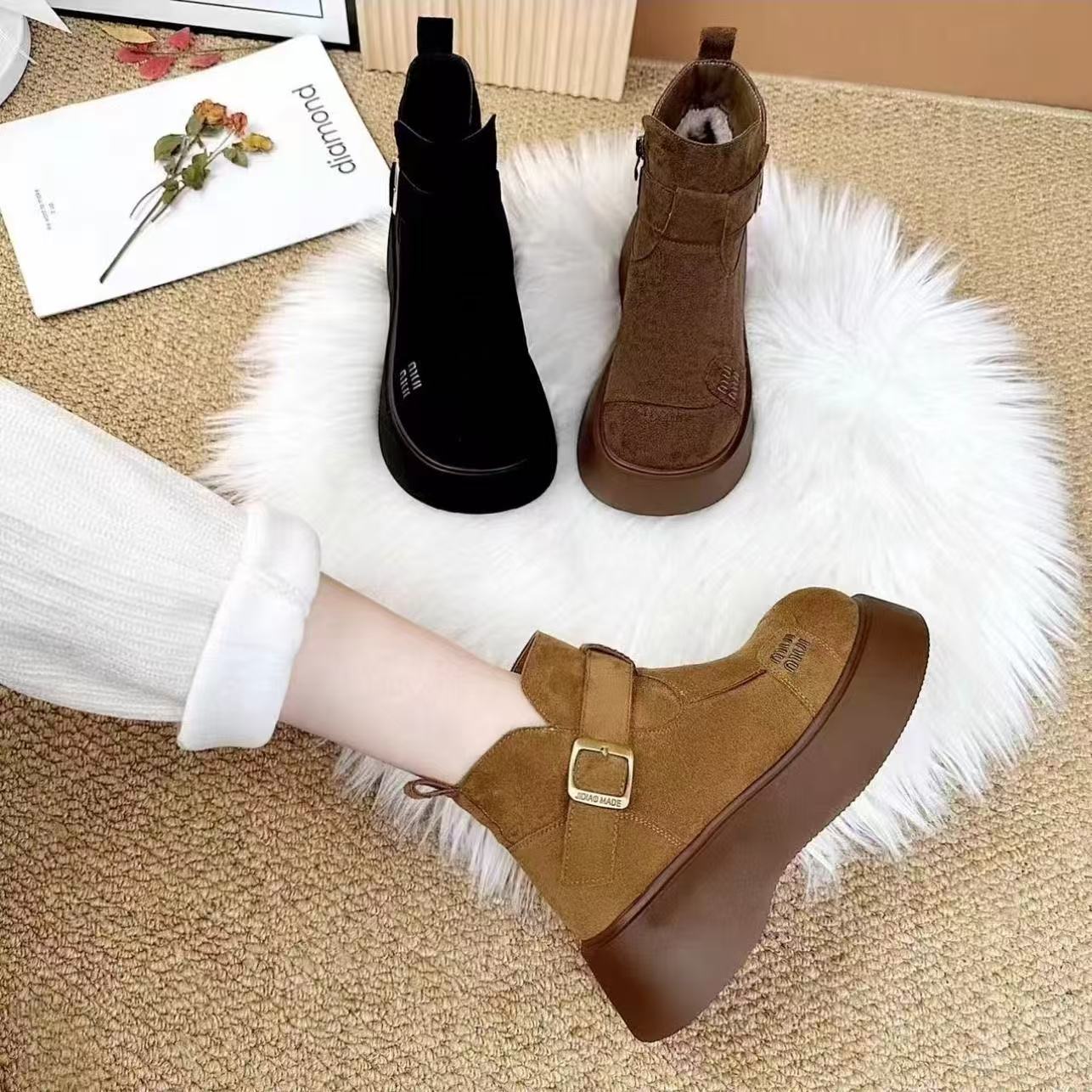 【品牌特价】4休闲冬季修面皮侧拉链胶粘马丁靴女靴加绒女鞋