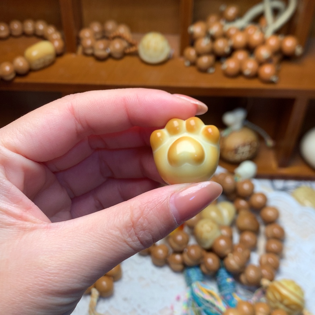 猴头核桃吊坠猫爪