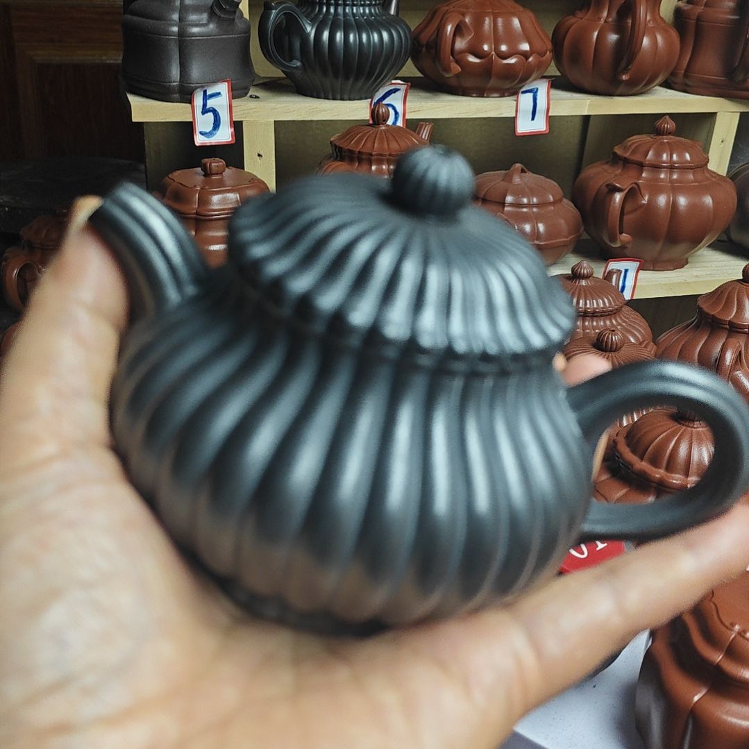 宜兴紫砂壶筋纹器半手工制作紫泥焐灰款容量二佰左右