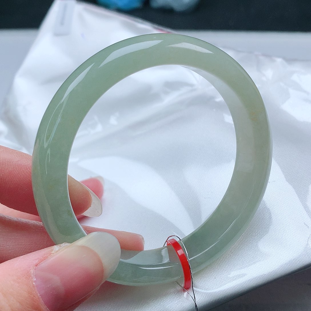 翡翠手镯未镶嵌54/55圈