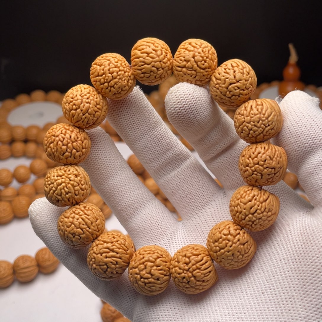 桃核手串龙鳞苹果